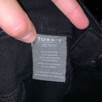 Torrid black triple button 14 cropped stretchy normcore jeggings Photo 3