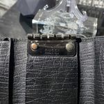 Gucci Authentic Black Leather Key Holder Photo 6