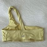 ALO YOGA Yellow One Photo 1