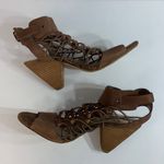 Vince Camuto Women's Sandals Size 8.5M Tan Gladiator "Evel" Leather cone Heel Photo 3