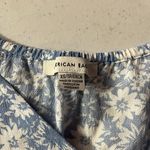 American Eagle  Outfitters Women’s Top Crop Blue Floral Photo 1