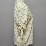 LC Lauren Conrad  yellow fleur floral button front blouse size small Photo 3