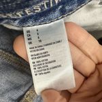 American Eagle  Vintage Hi Rise Festival Jean Short shorts Distressed Size 6 Photo 7