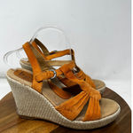 BOC Born Wedge Sandal Maureen T Strap Suede Orange Size 9‎ 40.5 Photo 0