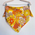 Vintage 60s 70s Mod Retro Yellow and‎ Orange Flower Scarf Brady Bunch 21 X 21 Photo 3