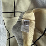 Boutique  sweater Photo 2