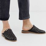 Free People “Mirage” Woven Flat Black Leather Woven Flat Slip on Sandals Size 39 Photo 2