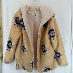 Urban Outfitters  Carmella Cozy Floral Reversible Teddy Jacket Womens XS Photo 0