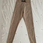 White Fox Boutique WHITE FOX Active Sarah’s Day x WFA Limited Edition Speckle Leggings Sand Size S Photo 6