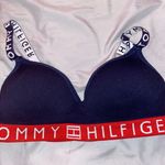 Tommy Hilfiger  Photo 0