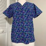 I Love Scrubs Neon Lights Hearts Women's Neck 3 Photo 0