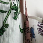 H&M Plumeti Blouse Beige Floral Women’s SIZE 8 chiffon fairy garden summer Photo 7