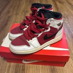 Nike  air jordan 1 retro carmine mid top shoes sneakers women’s 6 = 4.5Y Photo 5