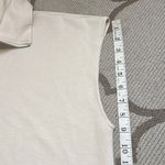 Cream Sleeveless Half Photo 4