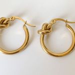 Classic hoop Minimalist knot hoops earrings small hoops earrings silver hoop earrings Photo 5