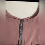 Vuori  NWT Washed Daily Crop Top in Washed Marsala Color Size L Photo 5