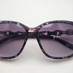Foster Grant  Floral Chain Link Arm Sunglasses Photo 3