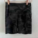 Yogalicious Lux Dark Camo Tights Shorts Bike Short XS Photo 0