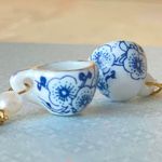 Handmade porcelain tea cup & freshwater pearls unique fun fairy antique style dangle earrings🫖🍃🌀 Photo 3