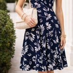 Ralph Lauren  Shortsleeve VNeck floral dress 6 wedding guest  Photo 0