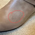 kim rogers Rachel Taupe Ankle Booties Faux Leather Stacked Heel Womens Size 8.5M Photo 4