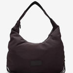 Hunter Shoulder Bag Photo 0