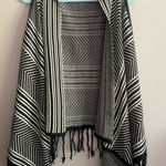 Love & Liberty Oversized Black and White Patterned Shawl Vest , Size S, EUC Photo 0