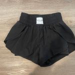 Aerie Offline Flowy Compression Shorts Photo 0