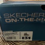 Skechers On-the-GO City 2
Suede Ankle Boots Dark Taupe
8.5 Women's Photo 9