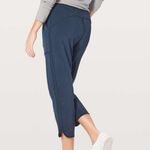 Lululemon Final Play Crop 23" Photo 1