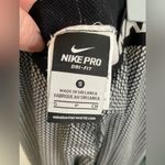 Nike Limited edition  Pro‎ leggings size small Photo 3