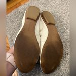 Tahari  Women’s Cream Leather Gold Accent Cap Toe Scrunched Veronica Flats 7.5 Photo 4