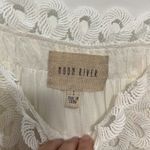 Moon River  Cream Lacey Trim Top Size Small Photo 5