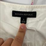 Banana Republic White V Photo 1