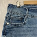 NWT WallFlower Women’s Plus Size 14W Cuffed Capri Jeans Embellished Pocket Blue Photo 3