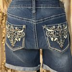 Love Indigo  Women’s Size 6 Blue Denim Shorts Embroidered Pockets cuff Hem casual Photo 10