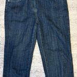 Dana Buchman Size 4 • Dana Buchanan Signature Jean Capri  Photo 0