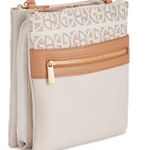 Giani Bernini NEW  Dasher Signature Monogram Colorblock Mini Crossbody, Photo 2