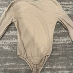 Pretty Little Thing  Photo 1