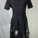 Elie Tahari New York Skyline Black with White Dress Size 6 Photo 0