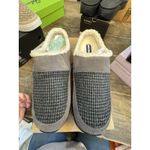 Lands' End  Suede‎ and Faux-Fur Clogs Gray Slippers Size 9 Photo 1