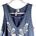 Alya Womens Tops Size M Soft Floral Embroidered Cutout V-Neck Tank Photo 1