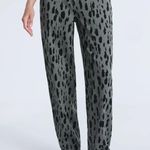 NWT Scoop Seamed Denim Barrel Jeans Wide Leg High Rise Leopard Print Olive SZ 4 Green Photo 0