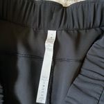 Lululemon On The Fly Short *Woven *2.5" Photo 5