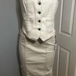 Belle Vere Elegant Cream Skirt Set Photo 0