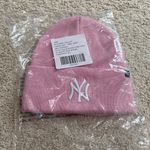 47 ' MLB Beanie NWT - Pink Photo 3