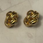 Vintage Gold Tone Double Loop Contemporary Clip Earring Photo 2