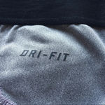 Nike  Pro women’s tights, size Small Photo 3