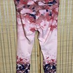 Fabletics  Shades of Pink and Blue Cropped Athletic Leggings Waist 30 Photo 5