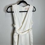 Keepsake the‎ label | Large Woman’s Elegant White Jumpsuit Photo 3